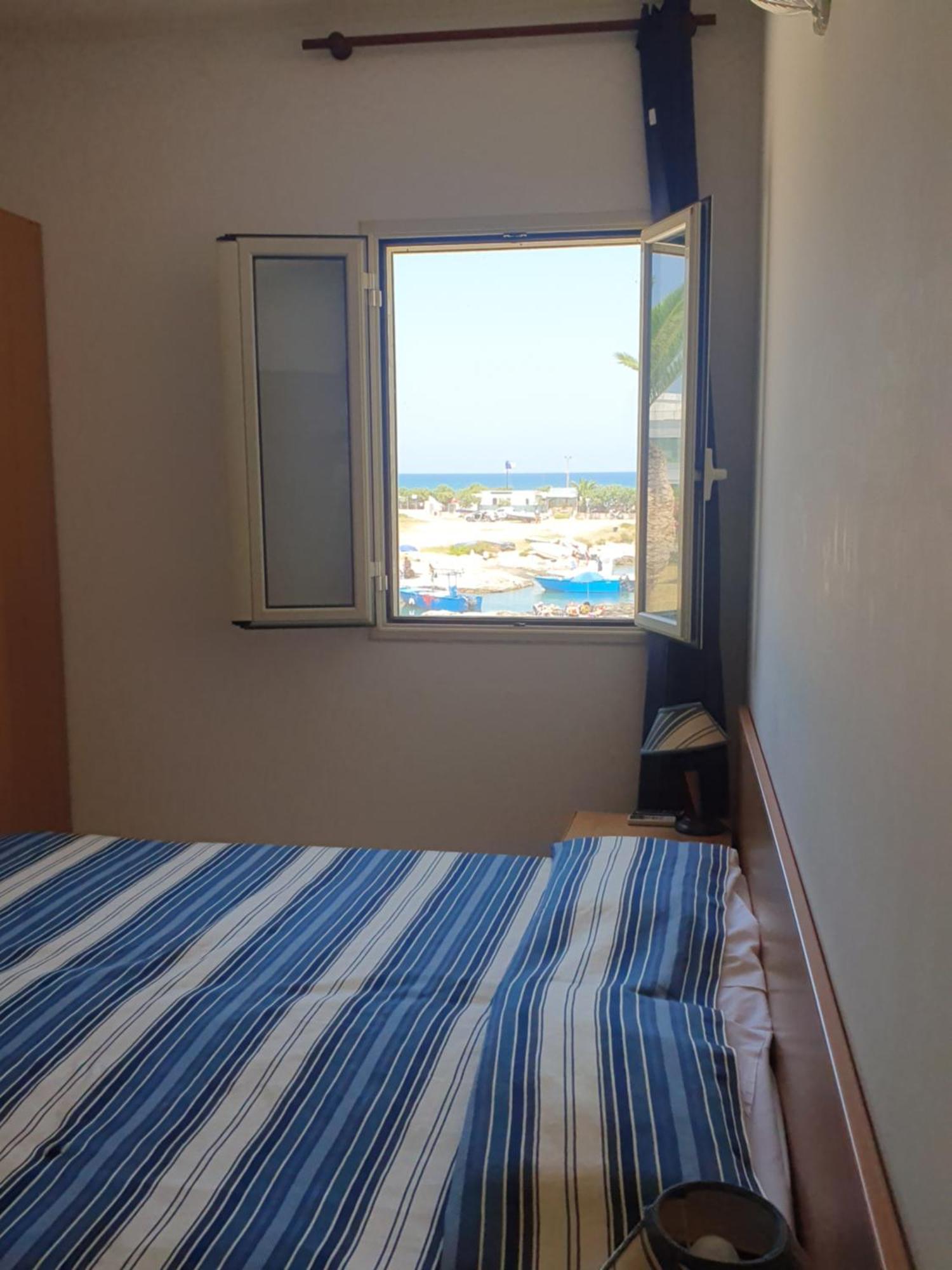 Hotel Il Timone Specchiolla Habitación foto