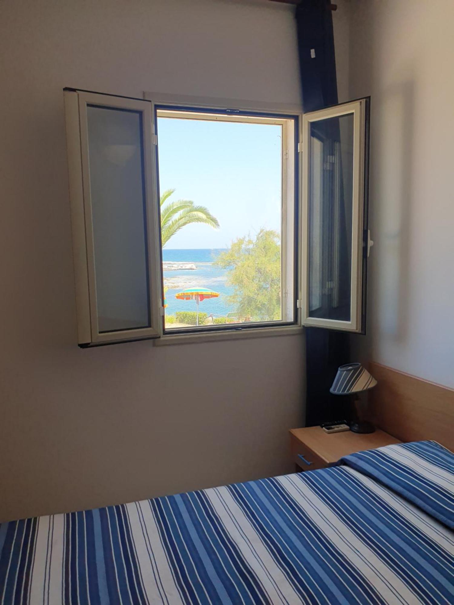 Hotel Il Timone Specchiolla Habitación foto